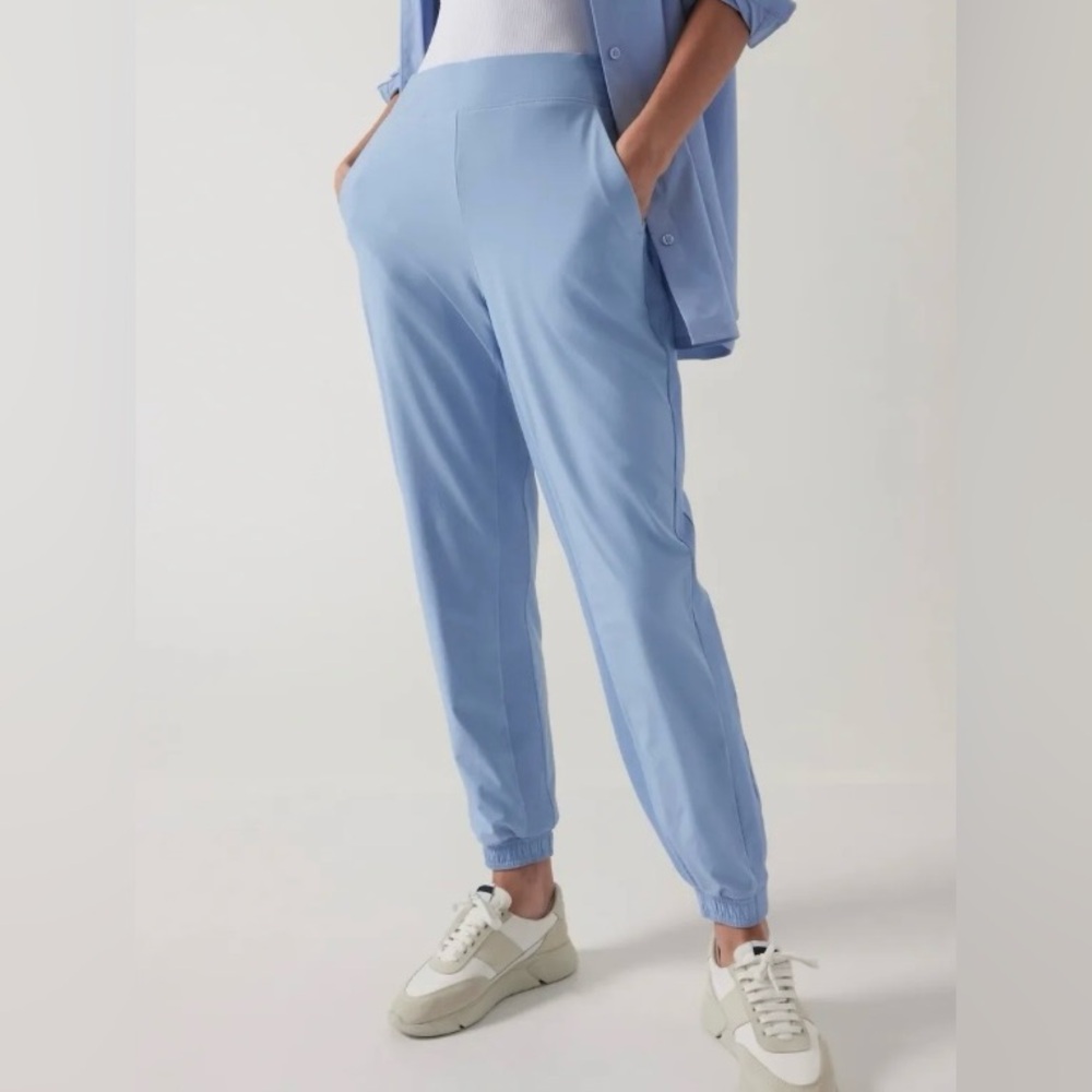 Athleta Brooklyn Legacy Mid Rise Jogger | Size 6